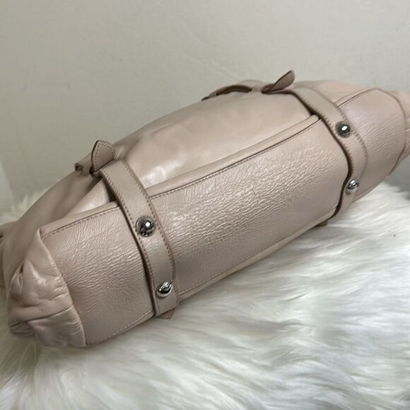 💯 Authentic Prada Tote Handbag🍀 - Picture 14 of 16